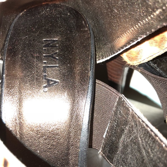 N.Y.L.A LANVIN Leopard Pumps - Picture 8 of 8